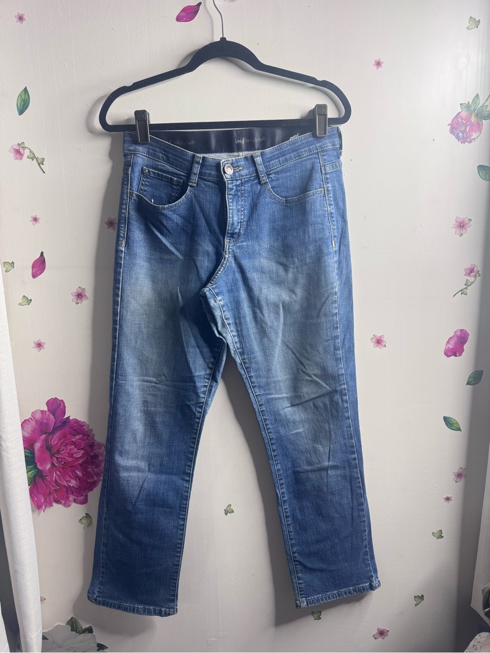 Lee Women's High-Rise Faded Blue Jeans